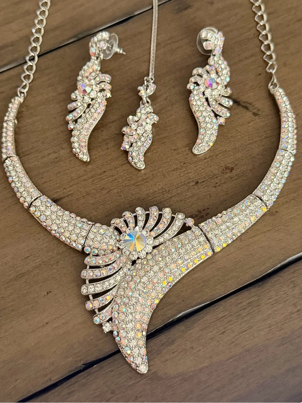 N/A elegant silver